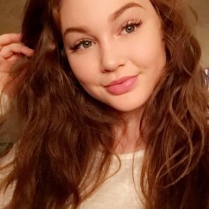 Welcome To My Closet!🛍